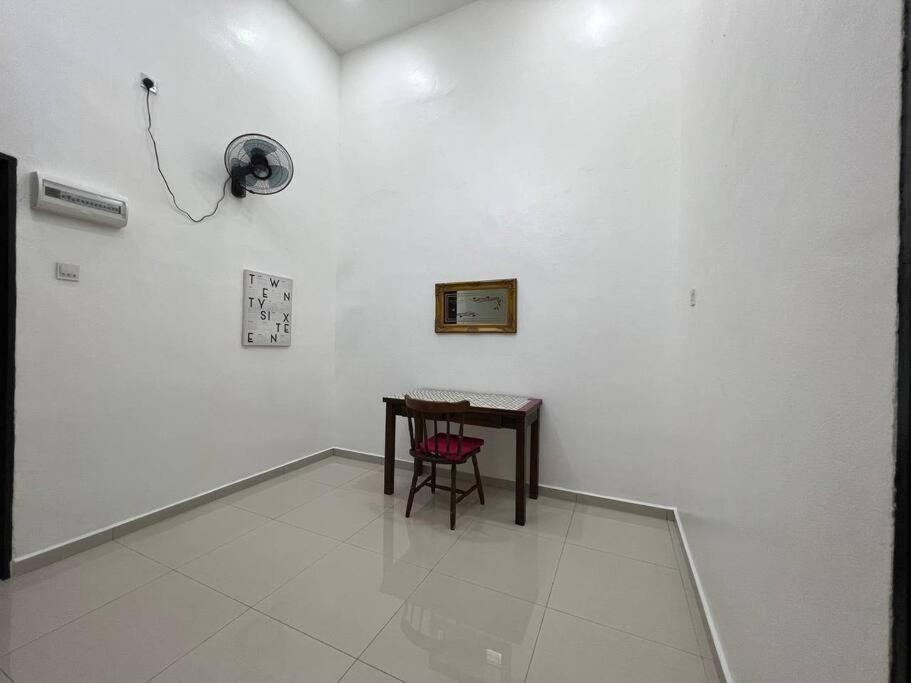 One'S Homestay Seri Manjung Exterior foto